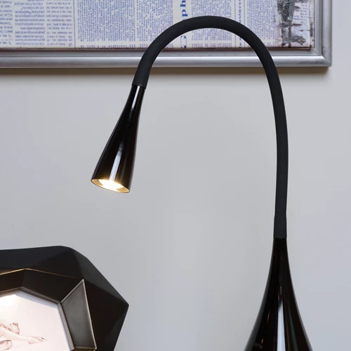 Lucide ZOZY - Bureaulamp - LED Dimb. - 1x4W 3000K - Zwart - sfeer 1